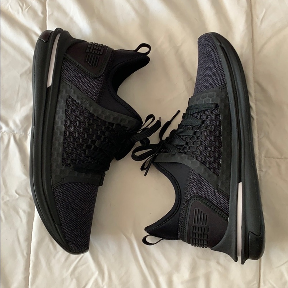 Puma ignite limitless sneakers